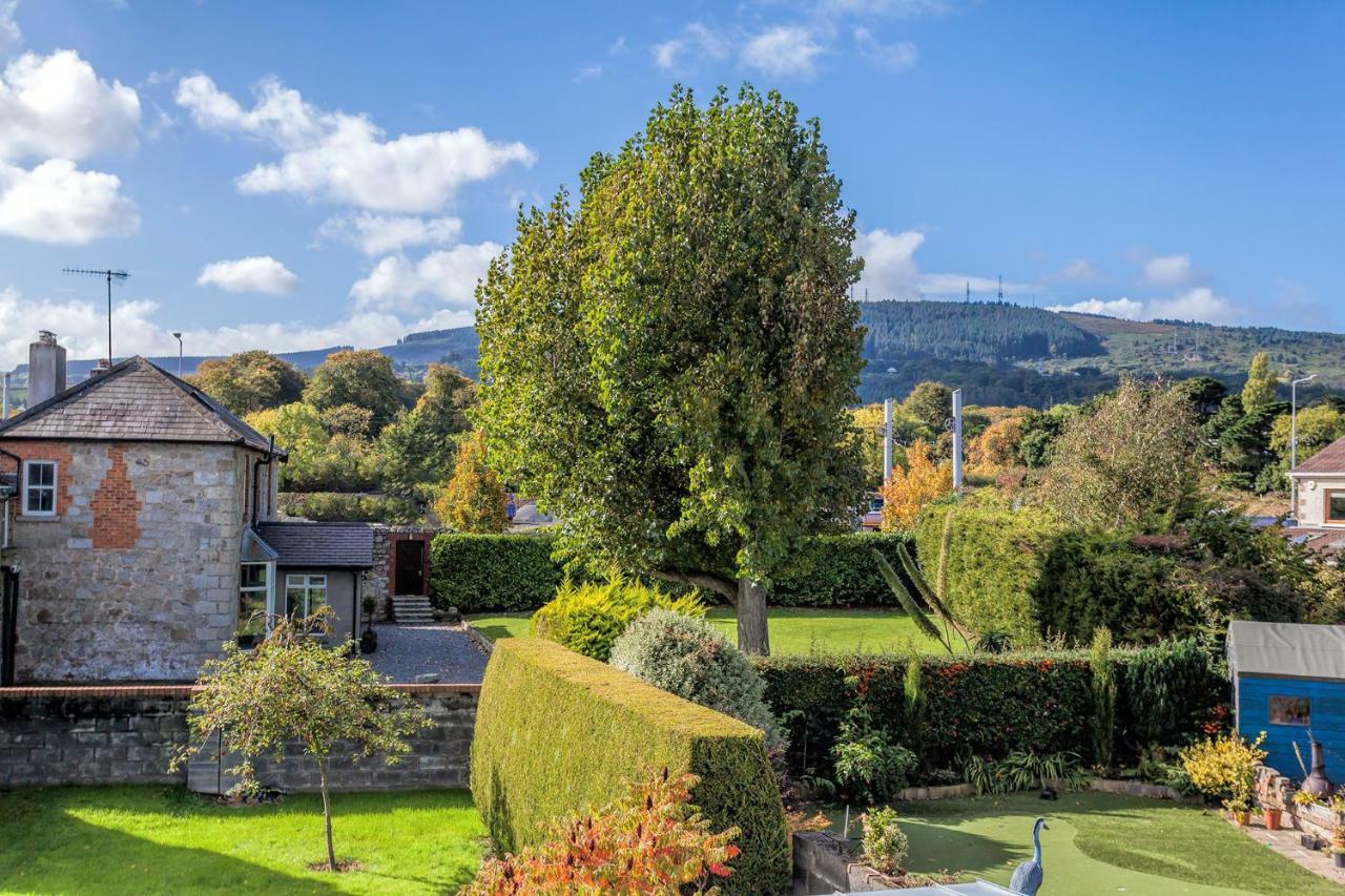 Tintawn House Hotel Sandyford Bagian luar foto