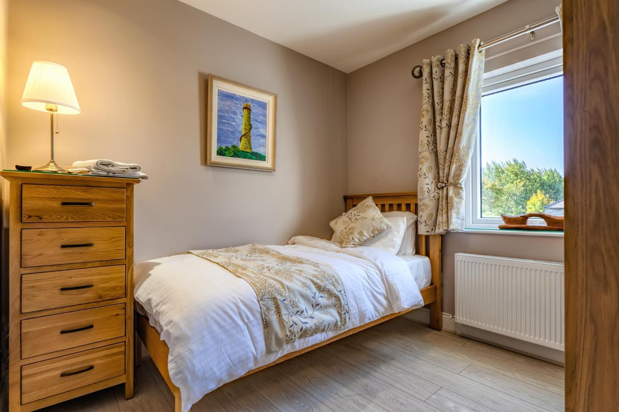 Tintawn House Hotel Sandyford Bagian luar foto